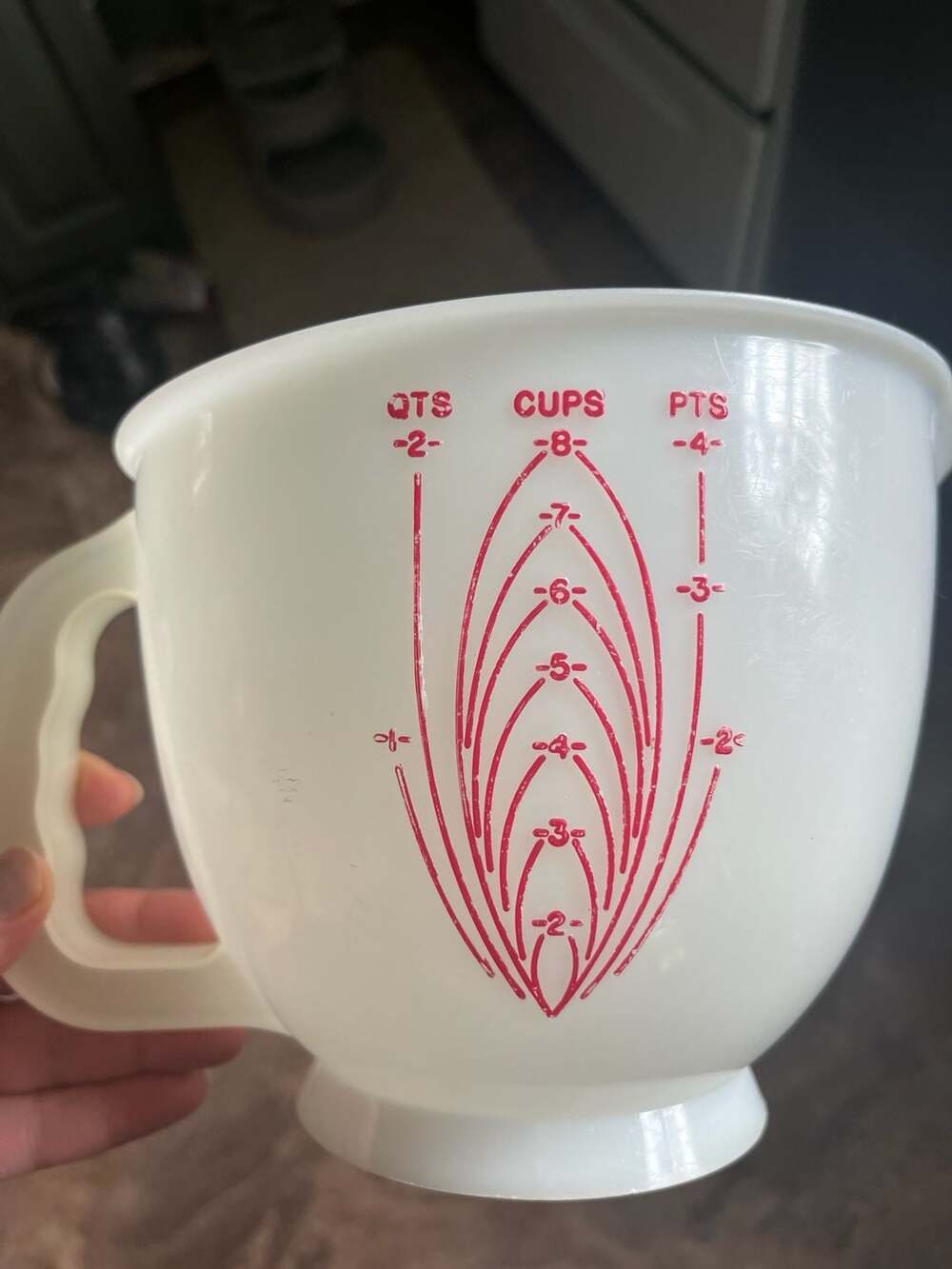 Vintage Tupperware Mix-N-Stor 8 Cup 2 Quart Measuring Batter Bowl